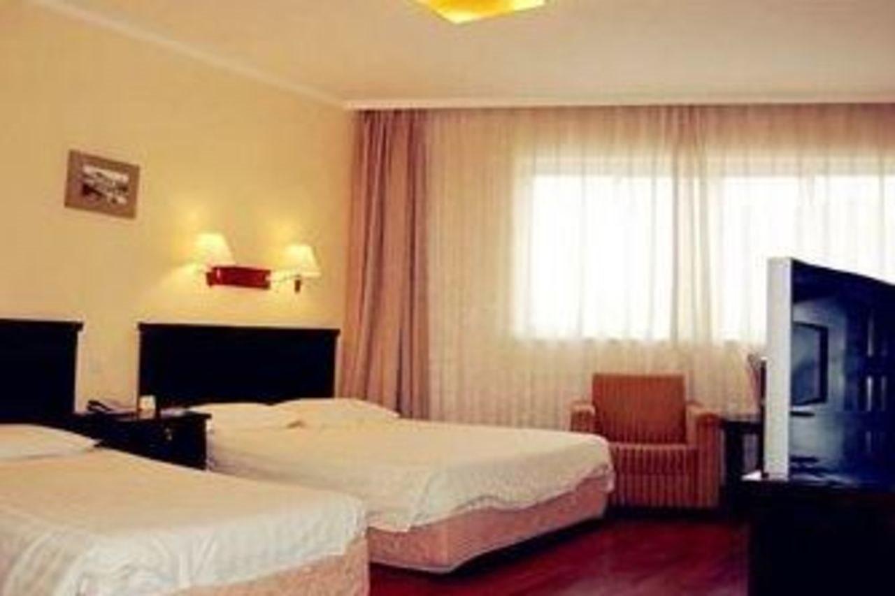 Lakeside Holiday Inn Shanghai Extérieur photo
