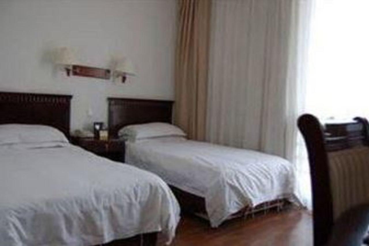 Lakeside Holiday Inn Shanghai Extérieur photo
