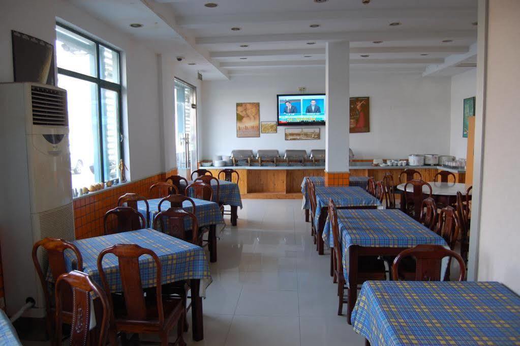 Lakeside Holiday Inn Shanghai Extérieur photo