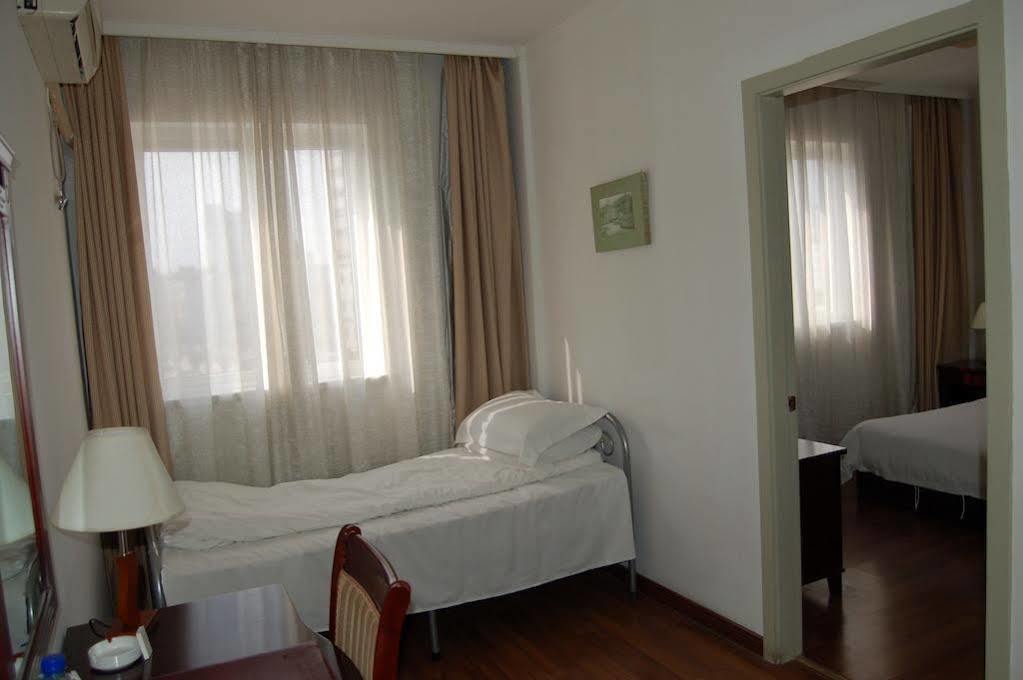 Lakeside Holiday Inn Shanghai Extérieur photo